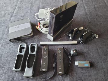 Complete Nintendo Wii met 17 Spellen beschikbaar voor biedingen