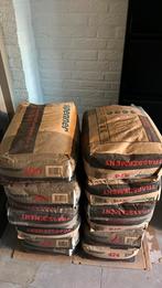 Trasscement 12 x 25kg - droog bewaard, Doe-het-zelf en Verbouw, Overige Doe-het-zelf en Verbouw, Ophalen, Nieuw