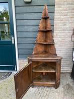 Een 17 eeuws hoekkast, wegens overcompleet, Antiek en Kunst, Ophalen