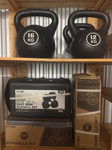 Dummbels en Kettlebells Lees de tekst! beschikbaar voor biedingen