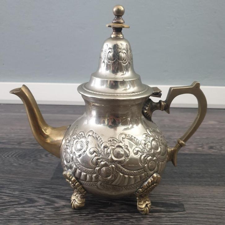 Vintage Verzilverde Marokkaanse theepot (+-1 Liter), Antiek en Kunst, Antiek | Servies los, Ophalen of Verzenden