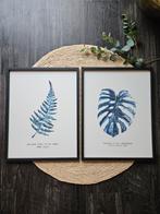 2x poster met lijst blauw/ zwart 45 x 57 cm, Minder dan 50 cm, 50 tot 75 cm, Ophalen of Verzenden, Zo goed als nieuw