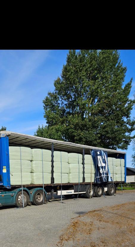 Wikkelbalen voordroog hooi in folie pakken bemest kuilgras, Zakelijke goederen, Agrarisch | Veevoer, Ophalen of Verzenden