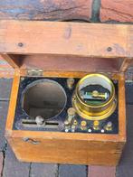 Antiek medisch elektriseer apparaat (voorloper violet Ray), Antiek en Kunst, Antiek | Gereedschap en Instrumenten, Ophalen of Verzenden