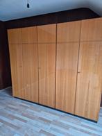 Vintage kledingkast jaren 60 - Ruim en stijlvol, Huis en Inrichting, Ophalen, Met deur(en), Gebruikt, 200 cm of meer