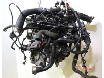 Motor van een Renault Clio beschikbaar voor biedingen