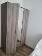 kledingkast, met pas-spiegel, 120 x
52 x 197 (bxdxh), Ophalen, Gebruikt, 100 tot 150 cm, 150 tot 200 cm