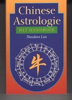 Chinese astrologie Theodora Lau', Ophalen of Verzenden, Zo goed als nieuw, Astrologie, Achtergrond en Informatie