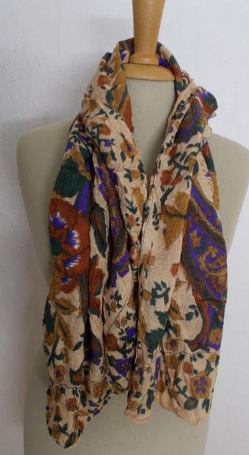 Mooie batik in India made 100% viscose sjaal beschikbaar voor biedingen