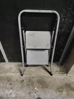 Metalen trapje met twee treden, Gebruikt, Minder dan 30 cm, Ophalen of Verzenden, 1 kruk