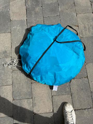 Kleine Tent - Ideaal voor Festivals beschikbaar voor biedingen