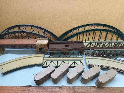 DIV BRUG DELEN  EN TUNNEL INGANGEN, Hobby en Vrije tijd, Modeltreinen | H0, Gebruikt, Brug, Tunnel of Gebouw, Verzenden