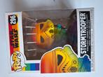 Regenboog stormtroopee bobbelhead funko, Verzamelen, Supermarktacties, Ophalen