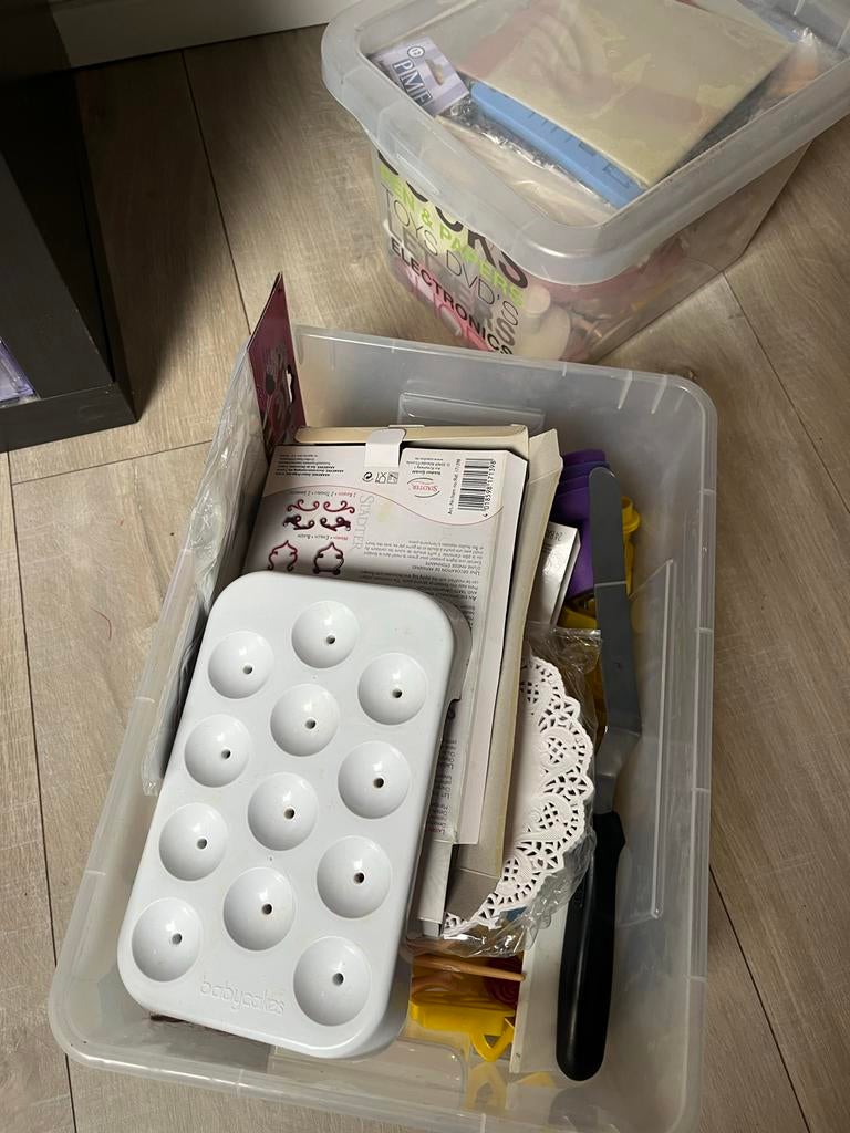 Taart en bakspullen - allerlei, Hobby en Vrije tijd, Taarten en Cupcakes maken, Ophalen, Gebruikt, Taarten of Cupcakes, Bakvorm