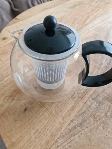 Te koop 3 theezet apparaat  beschikbaar voor biedingen