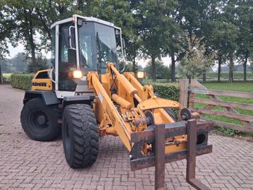 Liebherr 509 shovel met lepels (bj 1995) beschikbaar voor biedingen