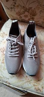 Splinternieuwe La Strada dames sneakers, Nieuw, Ophalen of Verzenden, Grijs, Sneakers of Gympen