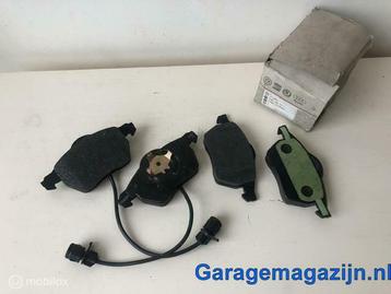 Remblokken voor origineel set Audi A8 D2 ‘94-‘02 4D0698151J beschikbaar voor biedingen