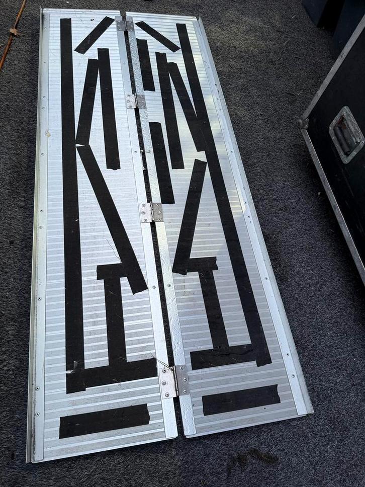 Opklapbare oprijplaat 180x73 cm, Auto-onderdelen, Sidebars, Ophalen of Verzenden