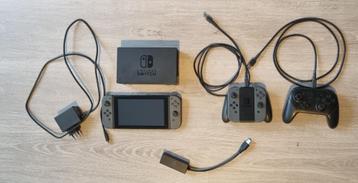Nintendo Switch + assesoires beschikbaar voor biedingen