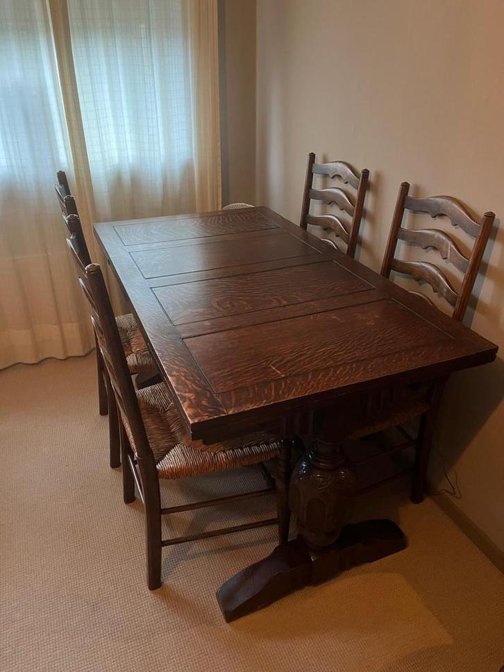 Antieke kloostertafel + 4 bijpassende stoelen donker eiken, Huis en Inrichting, Complete eetkamers, Gebruikt, 4 tot 6 stoelen