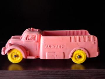 Vintage Auburn USA vinyl Roze Truck beschikbaar voor biedingen