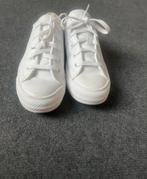 Chuck taylor all star leather mt 35, maar vallen als 36. 45, Wit, Ophalen of Verzenden, Converse All Stars, Sneakers of Gympen
