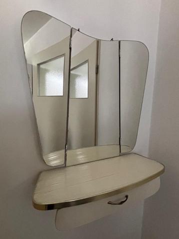 Kapspiegel vintage jaren 70 beschikbaar voor biedingen