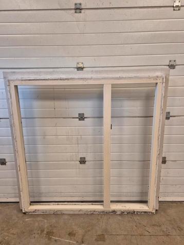 Hardhouten Kozijn - Gebruikt beschikbaar voor biedingen