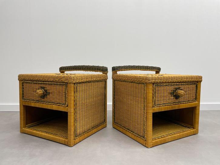 2 rieten nachtkastjes / bijzettafels, Huis en Inrichting, Tafels | Bijzettafels, Zo goed als nieuw, Rond, 45 tot 60 cm, Minder dan 55 cm