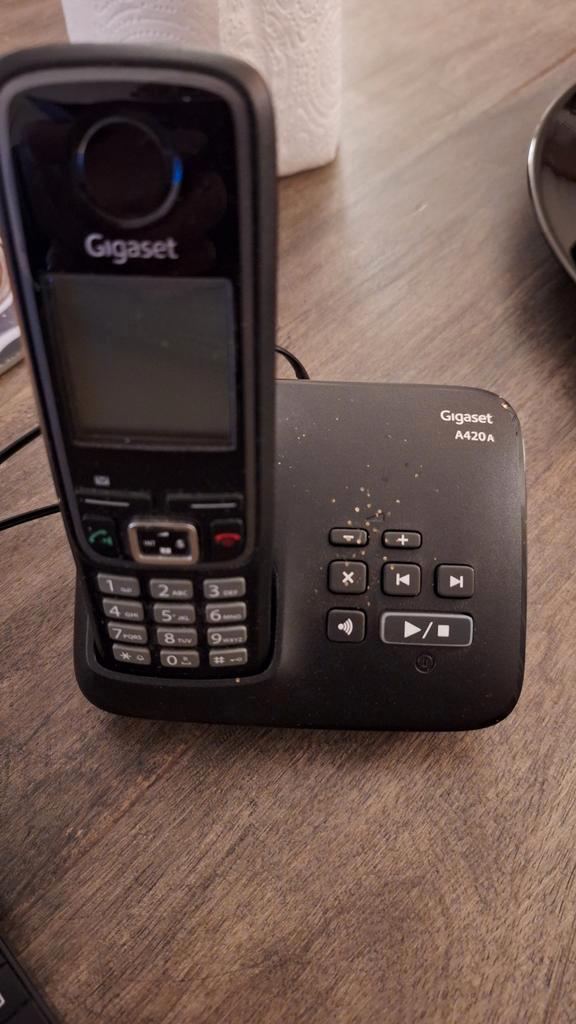 Gigaset A420A Draadloze Telefoonset 3 telefoons, Telecommunicatie, Vaste telefoons | Handsets en Draadloos, Gebruikt, 3 handsets