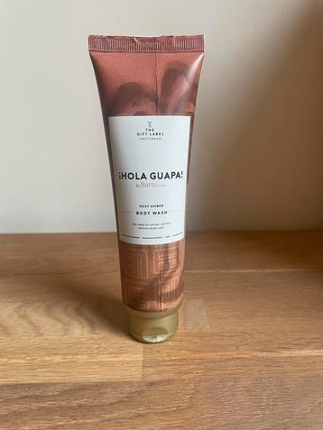 The Gift Label Hola Guapa! Body wash 150 ml beschikbaar voor biedingen