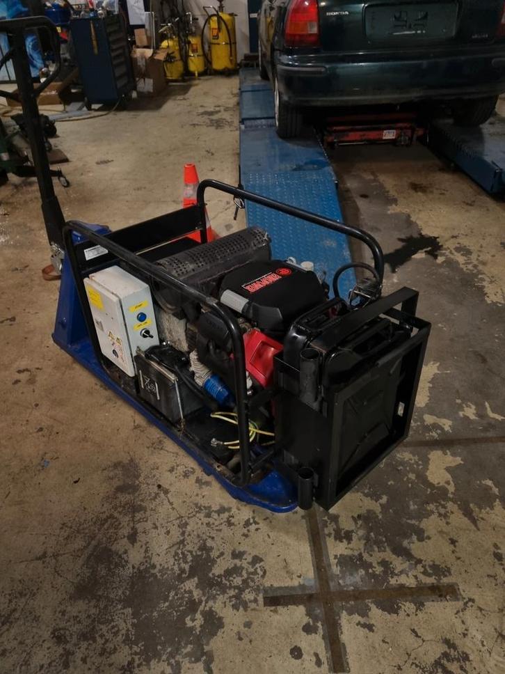 Europower EP13500TE aggregaat ( 400v , honda), Doe-het-zelf en Verbouw, Aggregaten, Zo goed als nieuw, Benzine, 10 tot 30 kVA