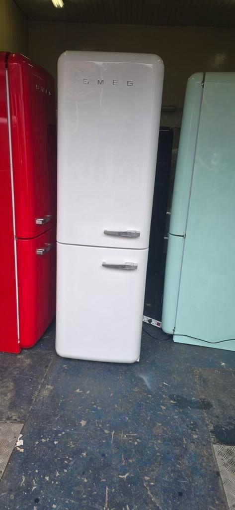 SMEG KOELKAST CRÈME(gratis bezorgen)!, Witgoed en Apparatuur, Koelkasten en IJskasten, Ophalen