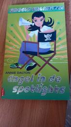 Annie Dalton - Engel in de spotlights, Ophalen of Verzenden, Zo goed als nieuw, Annie Dalton