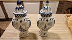 Vintage: Set (2 st) handgeschilderde DelfsBlauwe vazen IZGST, Ophalen of Verzenden