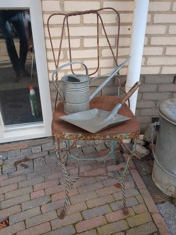 Tuin set: Stoel, kolenschep, gieter - alles in 1! beschikbaar voor biedingen