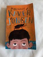 Keverjongen - M.G. Leonard, Ophalen of Verzenden, Zo goed als nieuw, Fictie algemeen