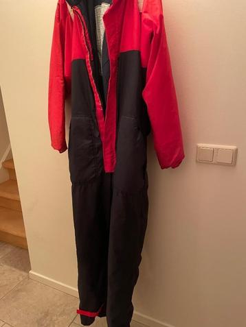 F.M.X. WARMTEPAK BLAUW MET ROOD beschikbaar voor biedingen