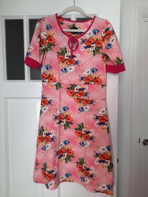 Tante Betsy jurk damesjurk korte mouw bloemen roze M jurkje, Kleding | Dames, Jurken, Gedragen, Maat 38/40 (M), Roze, Onder de knie