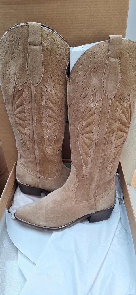 Nieuw!! Suède cowboy laarzen maat 39, Kleding | Dames, Schoenen, Nieuw, Hoge laarzen, Bruin, Ophalen of Verzenden