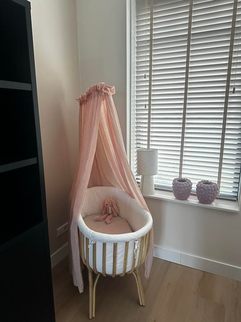 Child Wood wieg met piekstok en Jollein klamboe, Kinderen en Baby's, Babywiegjes en Ledikanten, Zo goed als nieuw, Wieg, Ophalen of Verzenden