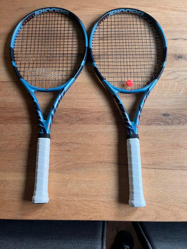 2x Babolat Pure Drive Gen 11 - Gripmaat 2, Sport en Fitness, Tennis, Gebruikt, Racket, Babolat, L2, Ophalen of Verzenden