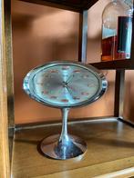 Rhythm -70's space age klok - Donkerrood (alarmklok), Antiek en Kunst, Antiek | Klokken, Ophalen of Verzenden