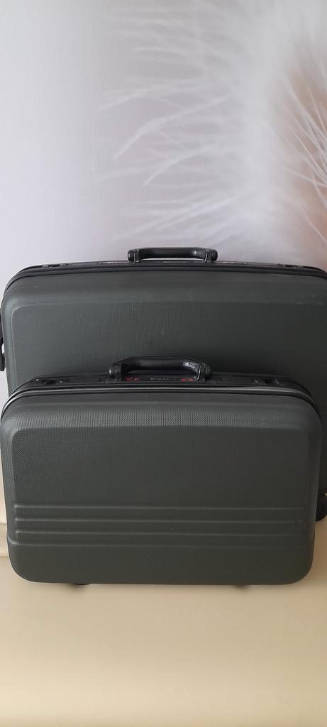 Kofferset 2-delig antraciet - Prima staat!, Sieraden, Tassen en Uiterlijk, Koffers, Ophalen