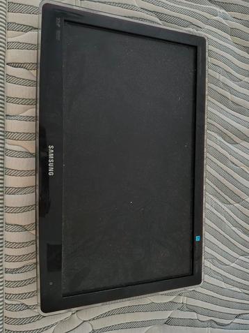 2 samsung monitors working conditions  beschikbaar voor biedingen