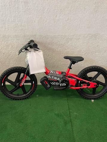 Nieuwe Ultra 12/16 inch loopfiets voor kinderen beschikbaar voor biedingen