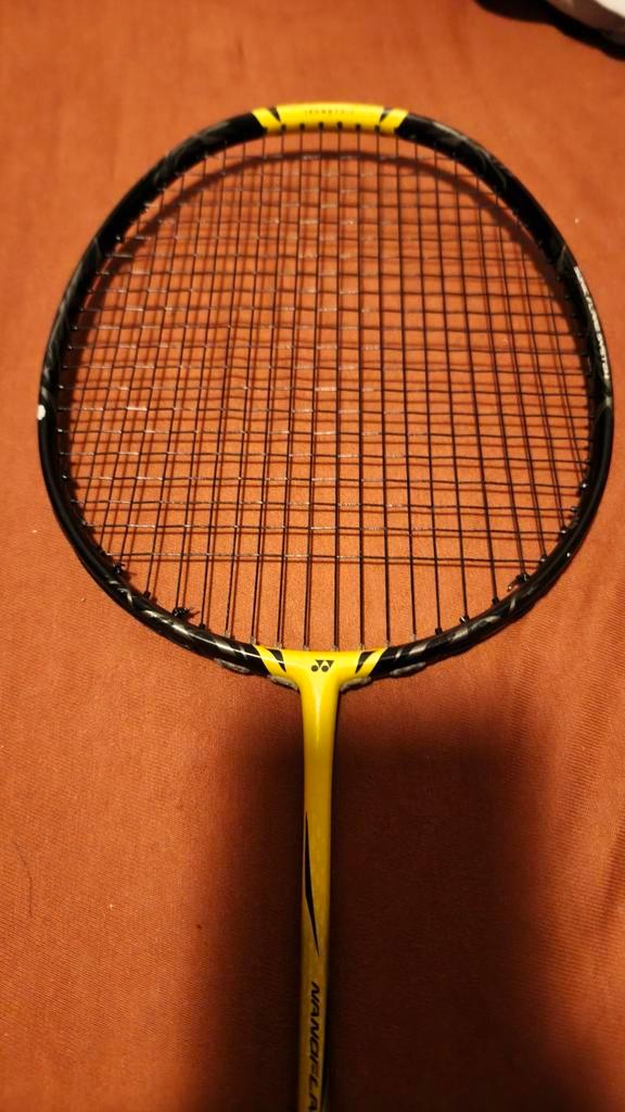 Yonex Nanoflare 1000zz Pro Badminton Racket, Sport en Fitness, Badminton, Zo goed als nieuw, Racket(s), Ophalen of Verzenden