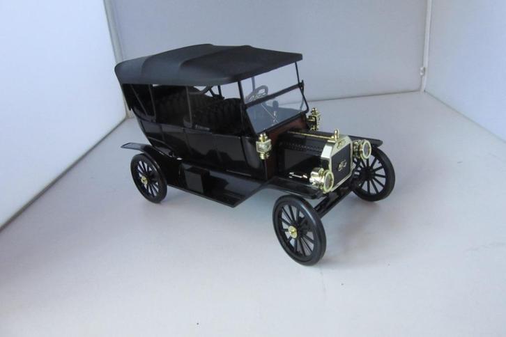 Ford model T 1;18, Hobby en Vrije tijd, Modelauto's | 1:18, Zo goed als nieuw, Auto, Overige merken, Ophalen of Verzenden