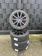 Volvo V40 Winterbanden met Velgen - 18” ( 7mm), Ophalen, Gebruikt, Overige, Banden en Velgen